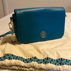 Tory Burch Robinson Chain Saffiano Leather Crossbody